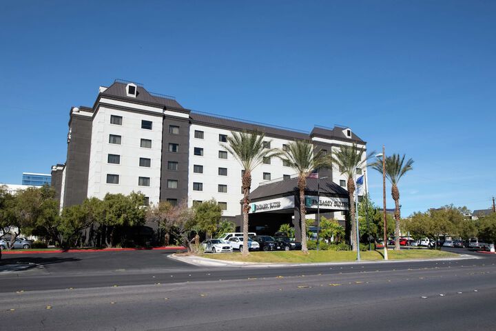 Hotel 2 of 65