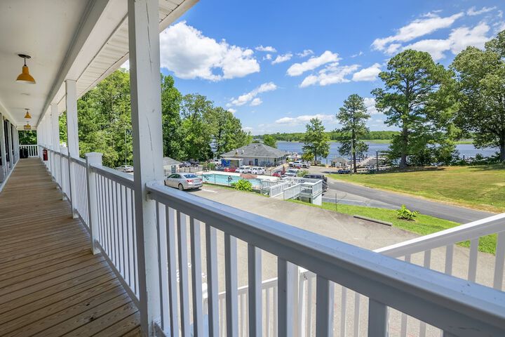 Rivers Rest Marina & Resort