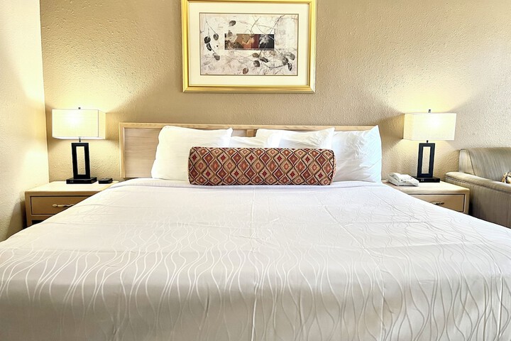 Room 20 of 29
