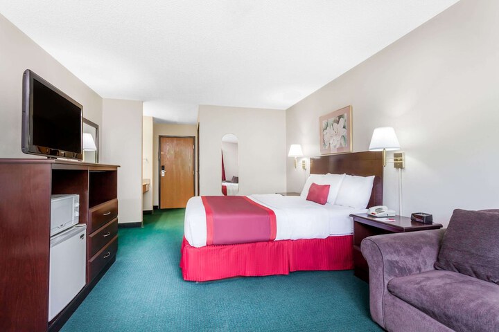 Room 22 of 30