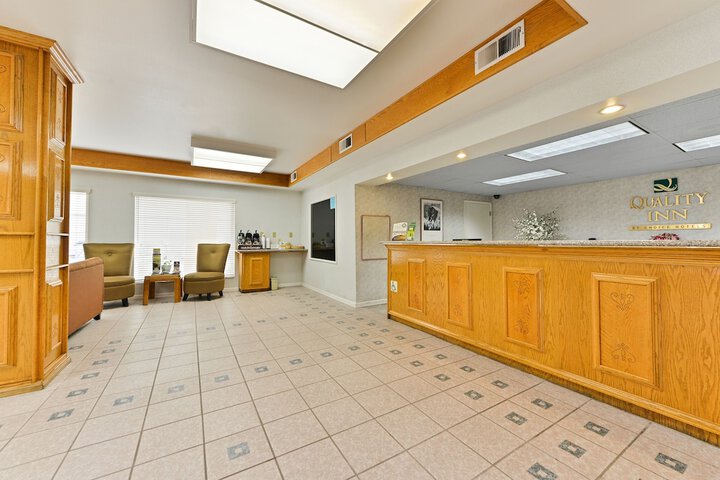 Quality Inn Fresno Near University