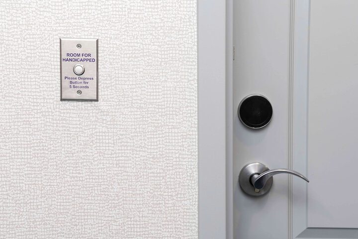 Hampton Inn & Suites Raleigh Downtown