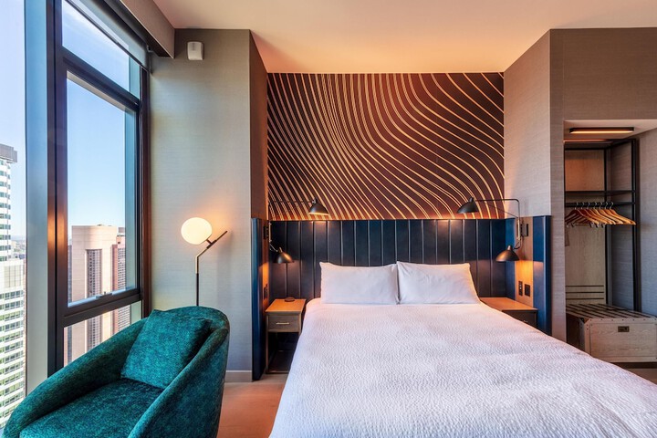 Tempo by Hilton New York Times Square