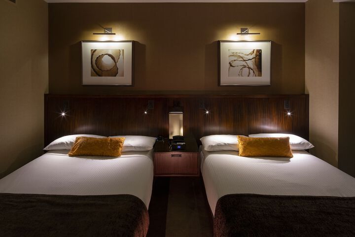 Room 15 of 47