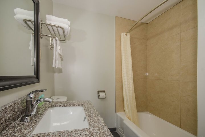 Room 16 of 23