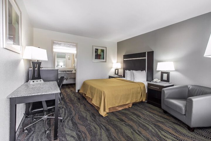 Room 18 of 70