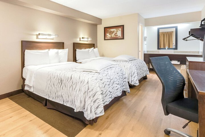 Room 14 of 28