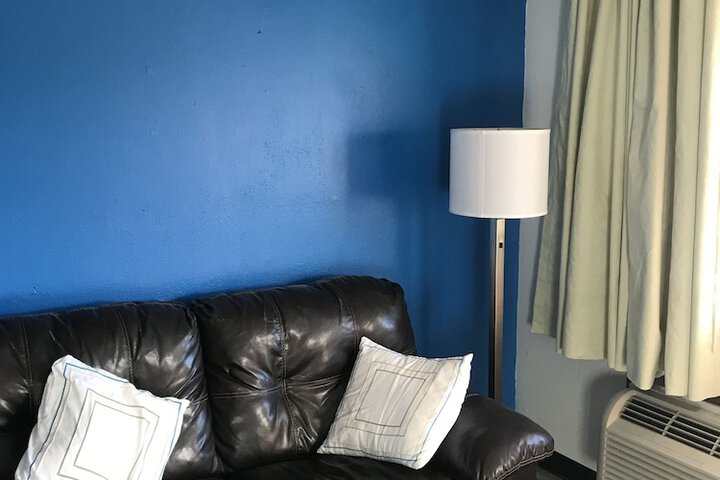 Room 17 of 20