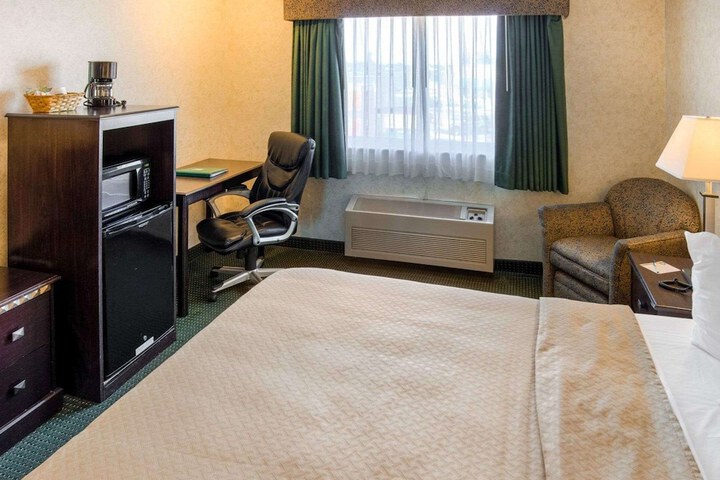 Room 20 of 29