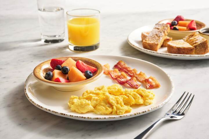 Breakfast/Coffee Service 20 of 26