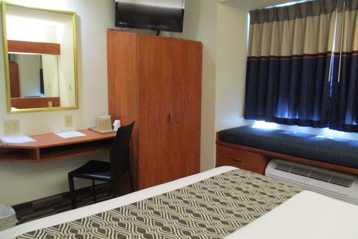 Room 36 of 51