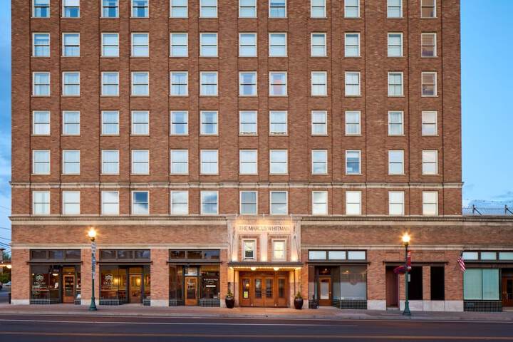 The Marcus Whitman Hotel