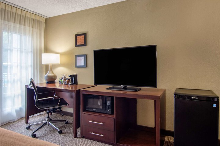 Room 12 of 36