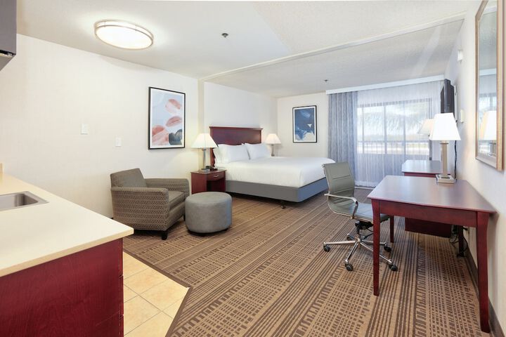 Room 33 of 66