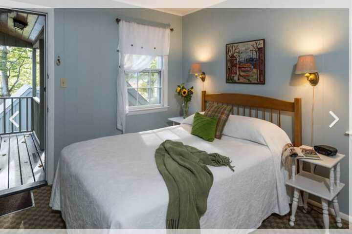 Dockside Guest Quarters & Restaurant