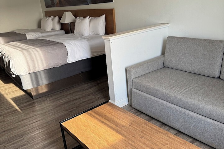 Quality Inn & Suites Decatur - Priceville I-65