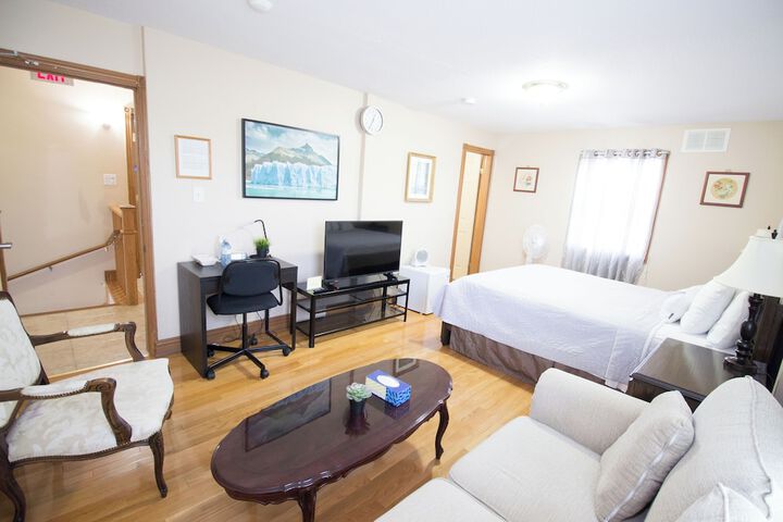 Room 14 of 64