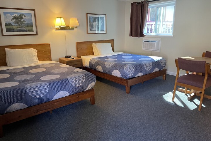 Room 13 of 39