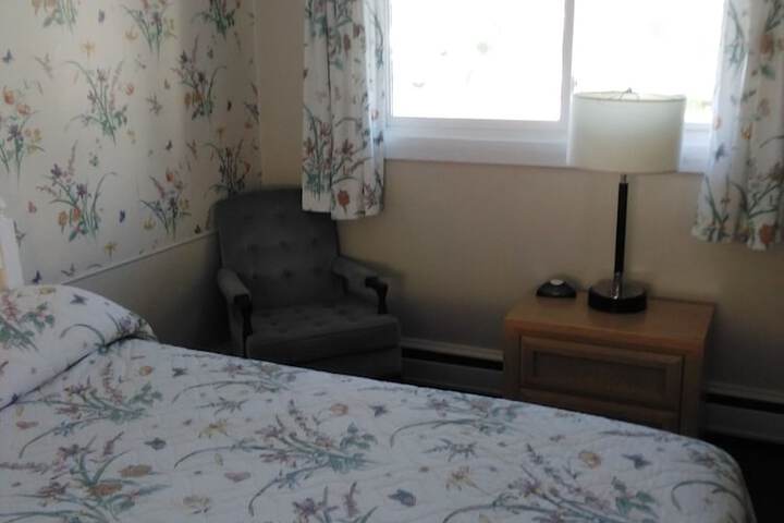 Northern Peaks Motor Inn
