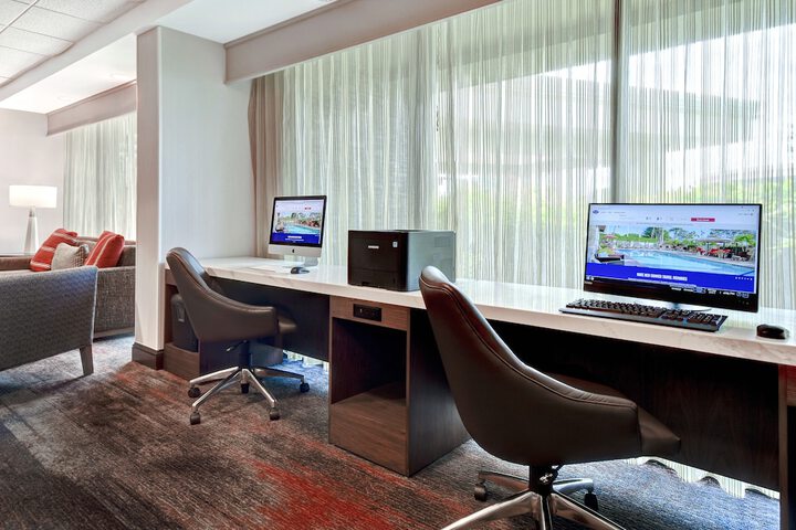 Business Center 65 of 65