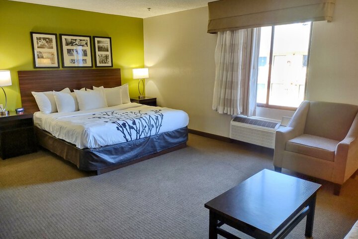 Room 14 of 26