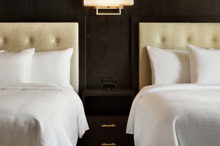 Embassy Suites by Hilton Syracuse Destiny USA