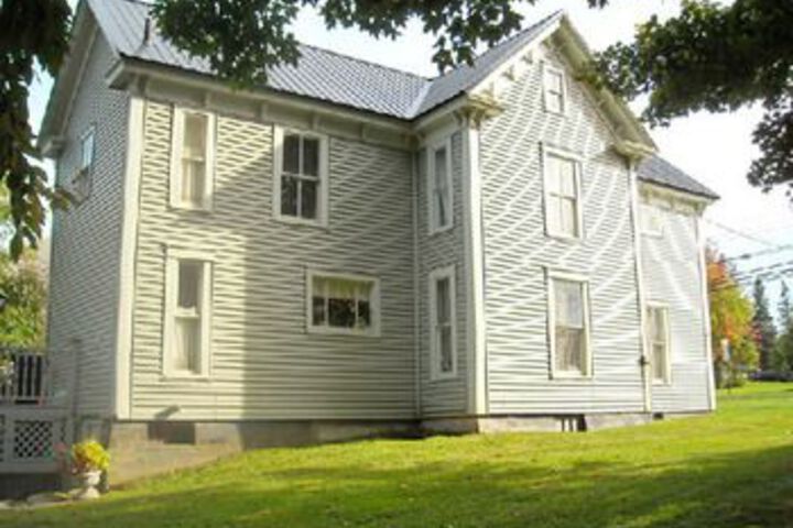 Calais Crossing B & B