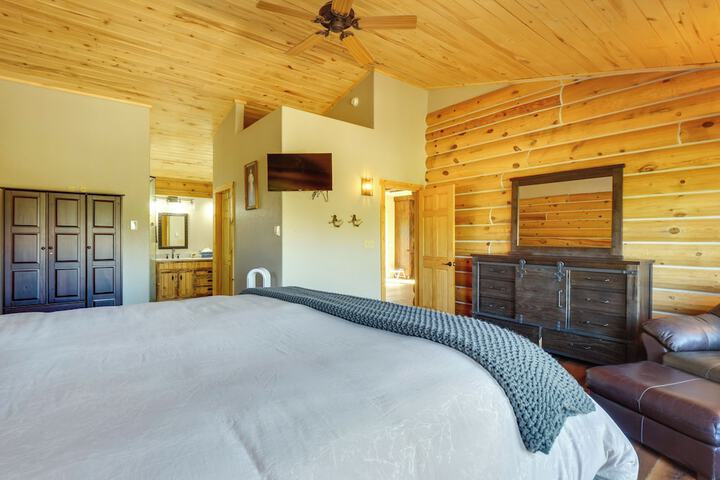 Alma Mountain Getaway w / Private Hot Tub & Views