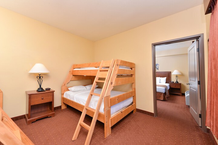 Room 72 of 127