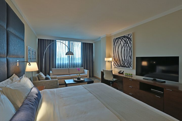 Room 43 of 105