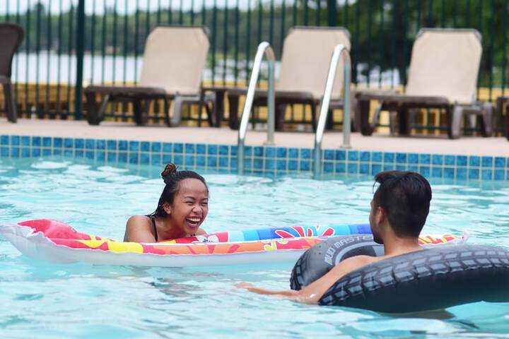 Pool 4 of 33