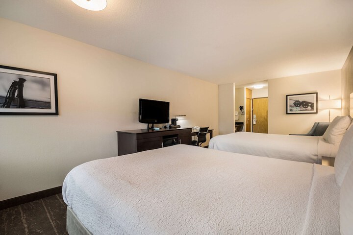 Room 10 of 30