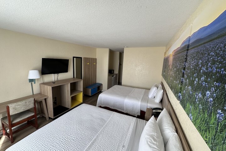 Days Inn by Wyndham San Marcos