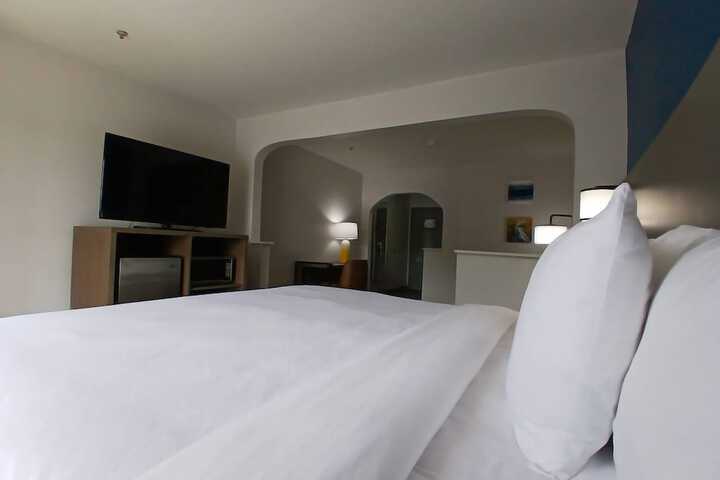 Comfort Inn Marion near Downtown & Blue Ridge PKWY