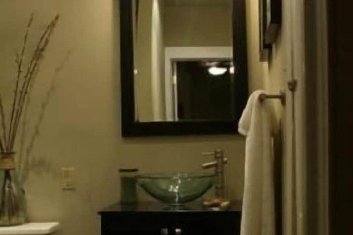 Room 31 of 34