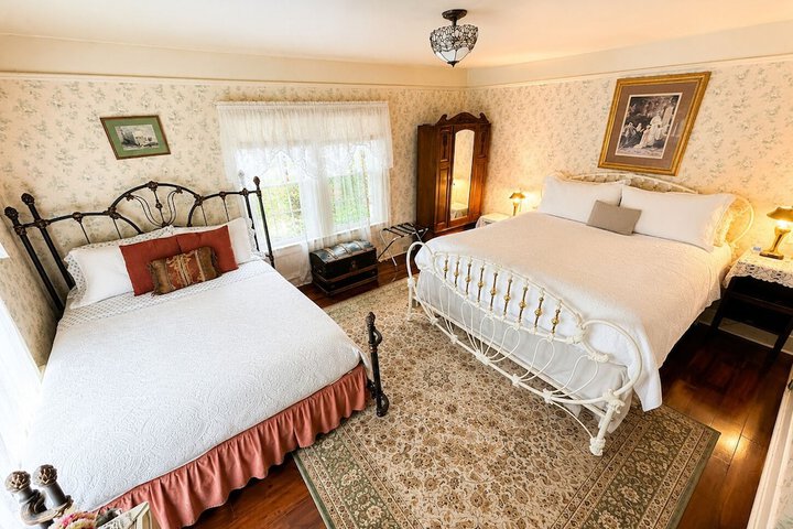 Glen Morey Country House B & B Inn