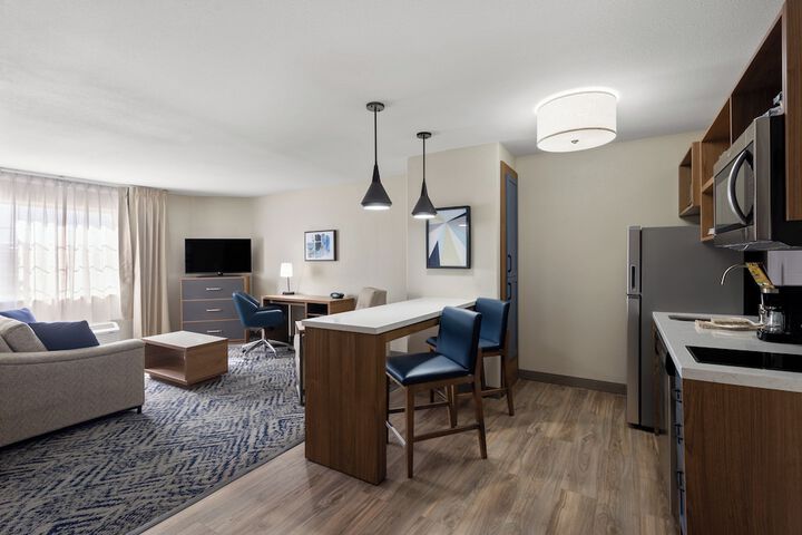 Room 34 of 39