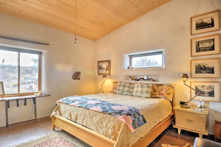Family-friendly Del Norte Home w / Stunning Views!