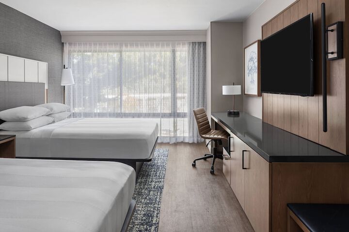 Room 15 of 44