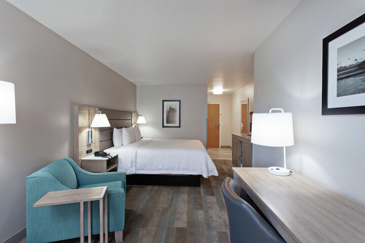 Room 29 of 38