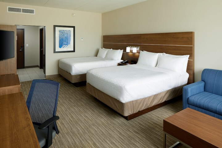Holiday Inn Express & Suites-Cincinnati North - Liberty Way by IHG