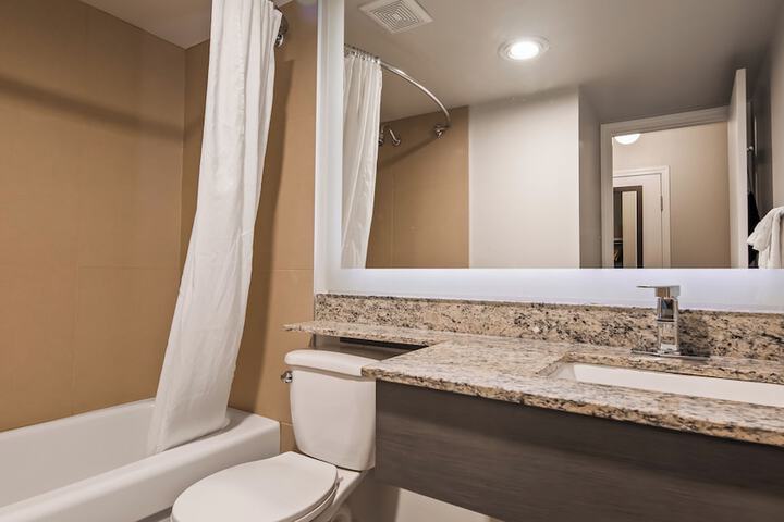 Days Inn by Wyndham Airdrie