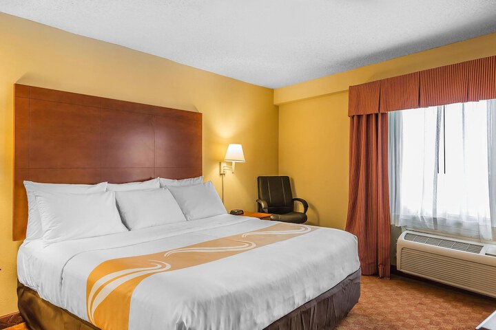 Quality Inn Calera I-65 exit 231