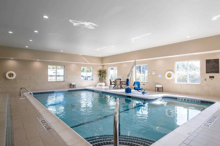 Pool 6 of 35