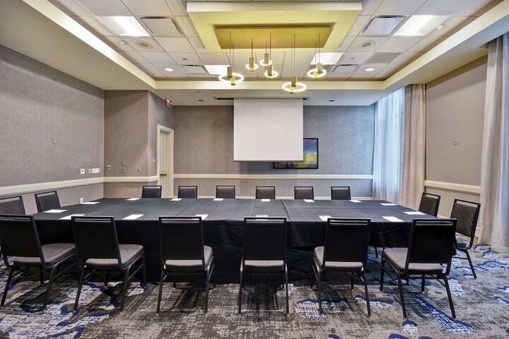 Embassy Suites by Hilton Montgomery Hotel & Conference Ctr