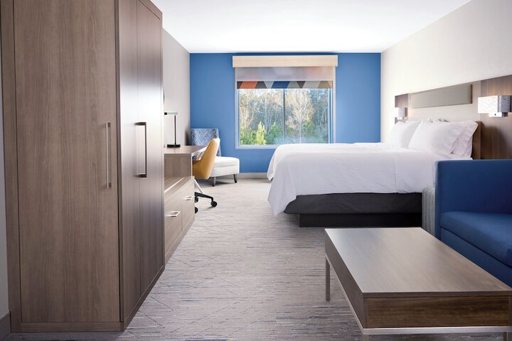 Holiday Inn Express & Suites Hebron - Cincinnati Airport by IHG