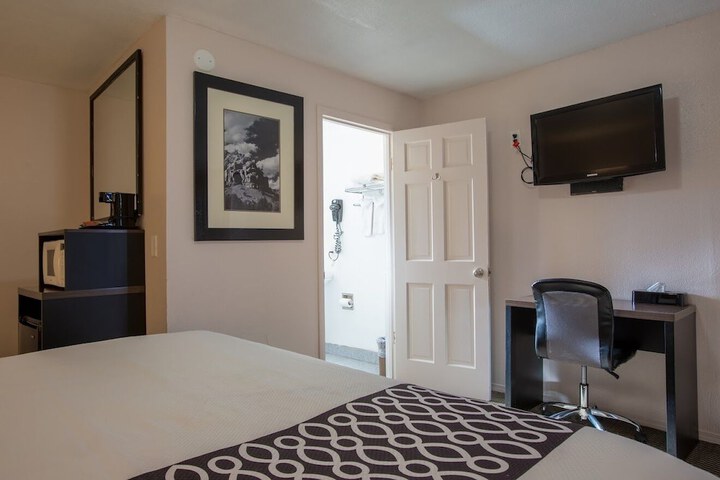 Room 22 of 23