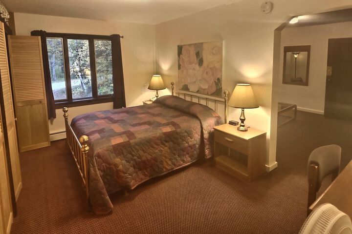 Room 33 of 36