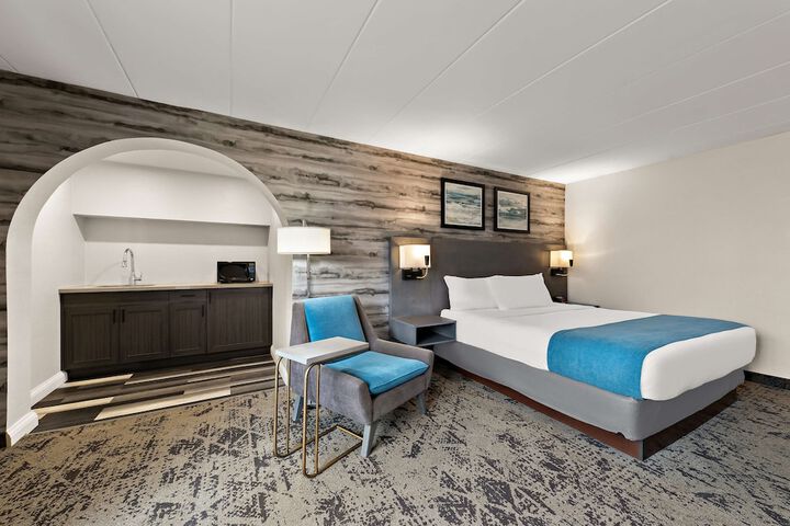 Room 27 of 75