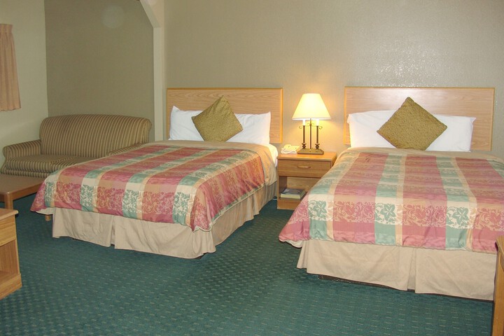 Room 16 of 40
